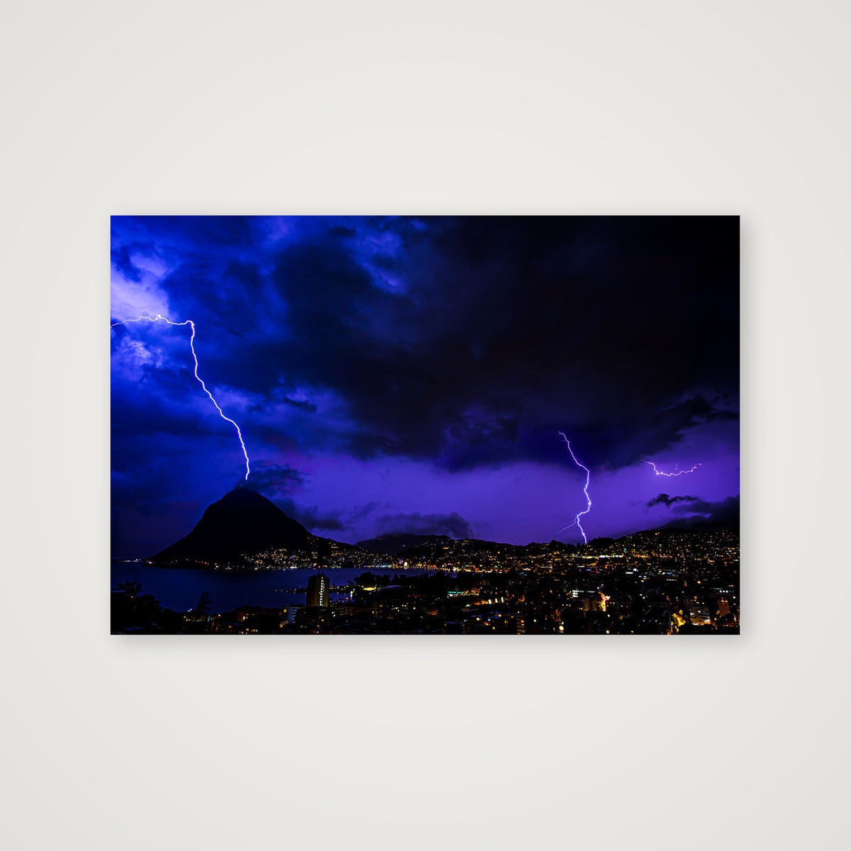 CONNECTED — 45×30cm, 18×12" Print only